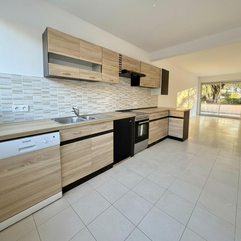 Maison - 93 m² - 5 pièces