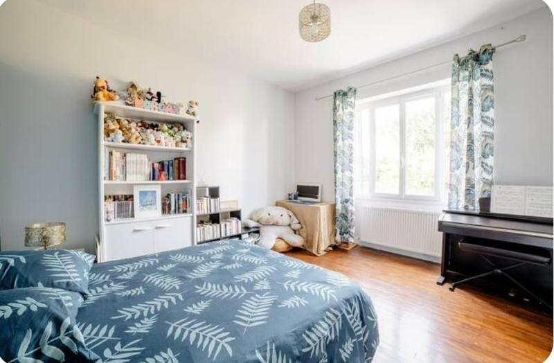 Maison de ville - 200 m² - 9 pièces