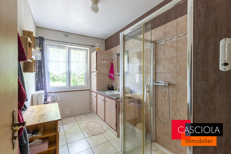 Maison - 141 m² - 6 pièces