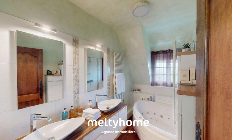 Maison - 123 m² - 6 pièces