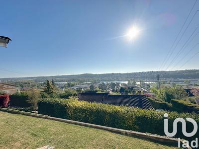 Maison - 203 m² - 5 pièces