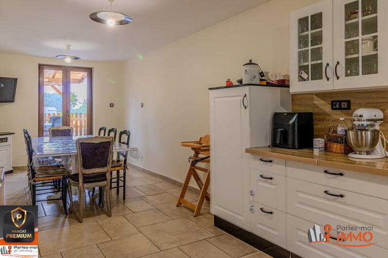 Ferme - 229 m² - 5 pièces