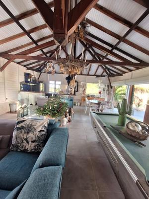 Maison - 140 m² - 5 pièces