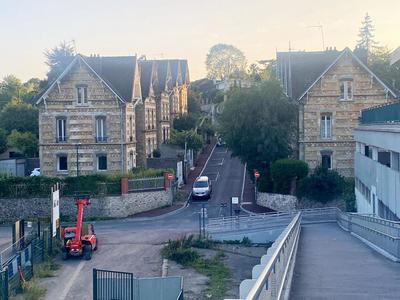 Maison - 120 m² - 8 pièces