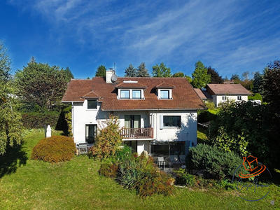 Villa - 227 m² - 5 pièces