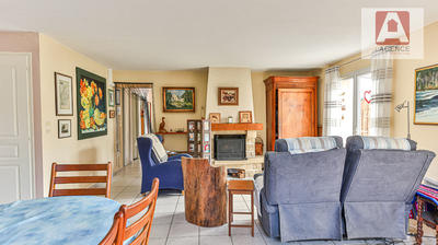 Maison - 88 m² - 4 pièces