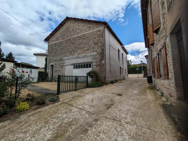 Appartement - 84 m² - 3 pièces