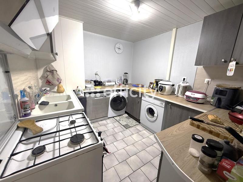 Pavillon - 140 m² - 5 pièces