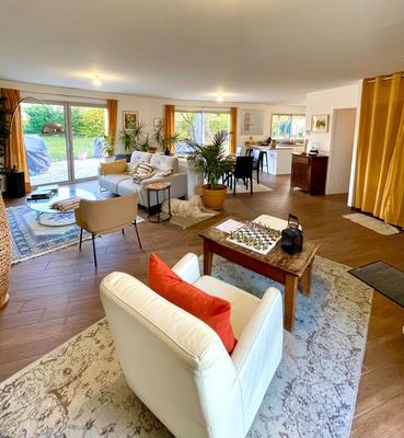 Maison - 145 m² - 6 pièces