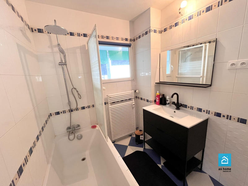 Appartement - 81 m² - 3 pièces