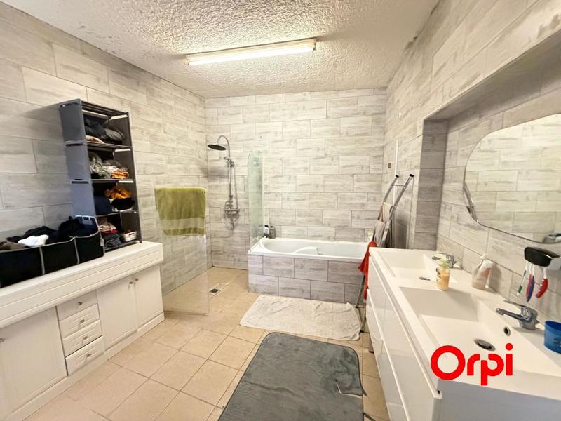 Maison - 108 m² - 4 pièces