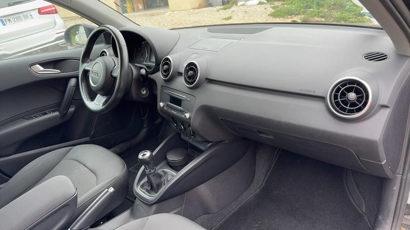 Audi A1 sportback 1.4 Tdi 90 Ambiente