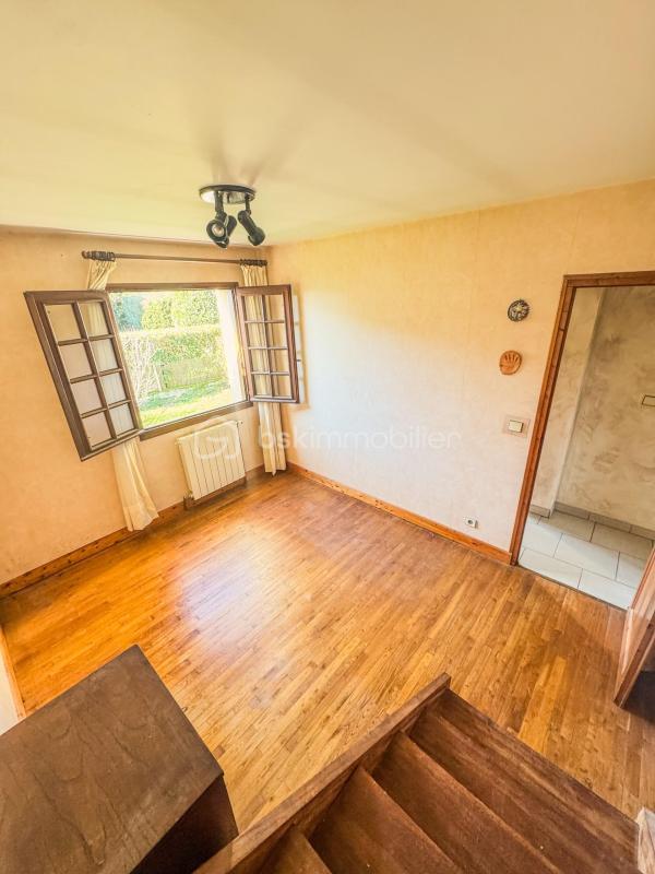 Maison traditionnelle - 145 m² - 5 pièces