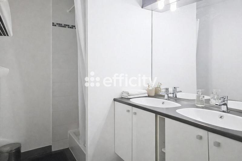 Appartement - 90 m² - 4 pièces