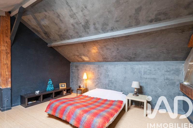 Maison - 310 m² - 8 pièces