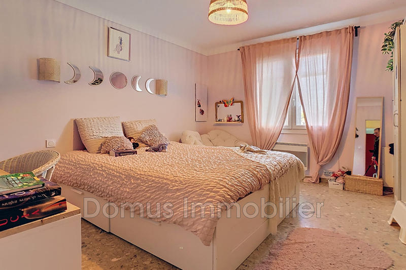 Maison - 288 m² - 13 pièces