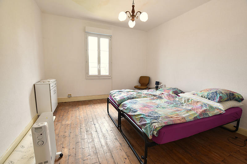 Maison - 168 m² - 8 pièces