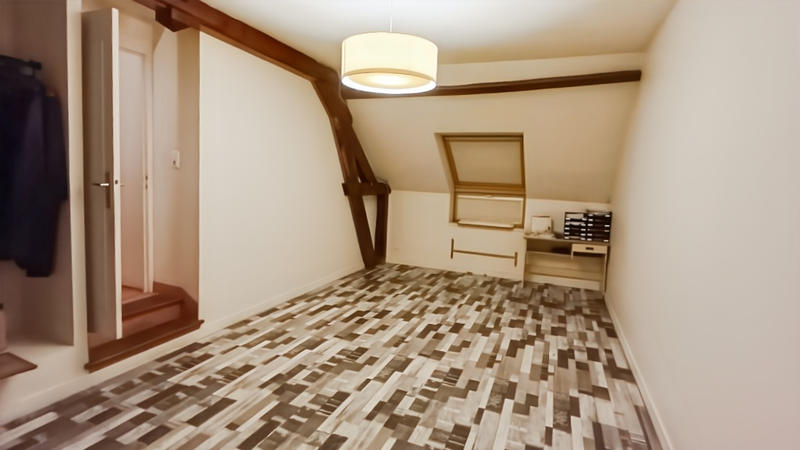 Maison - 320 m² - 8 pièces