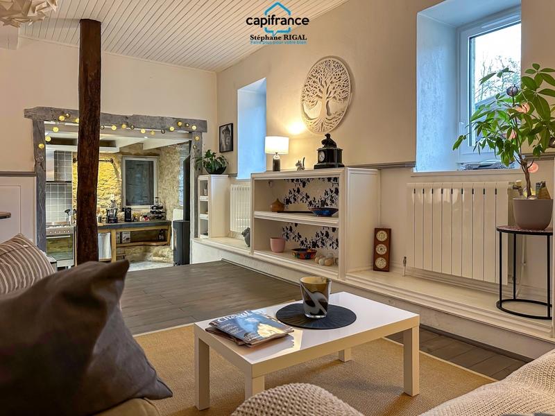 Propriété - 220 m² - 8 pièces