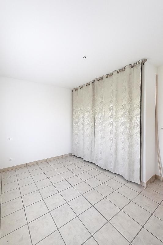 Maison - 176 m² - 8 pièces