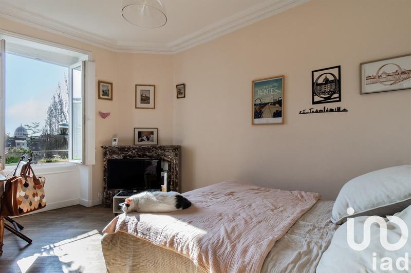 Appartement - 126 m² - 6 pièces