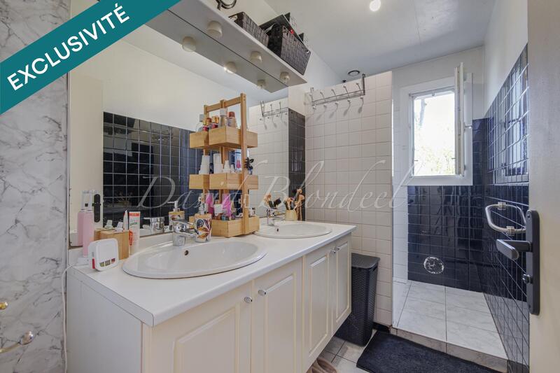 Maison - 94 m² - 4 pièces