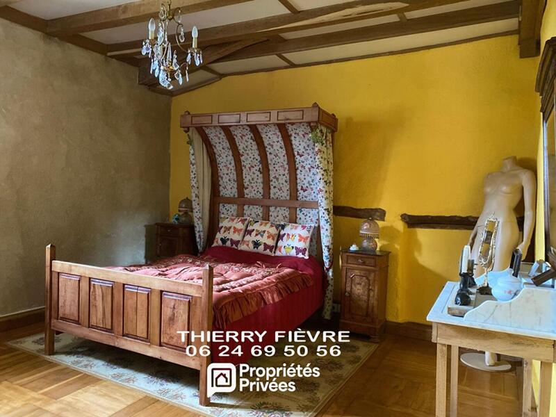 Maison - 344 m² - 8 pièces