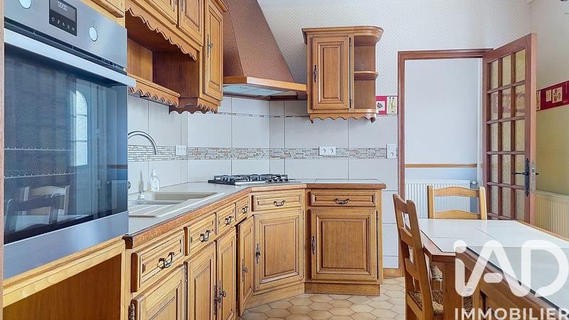 Maison - 101 m² - 5 pièces