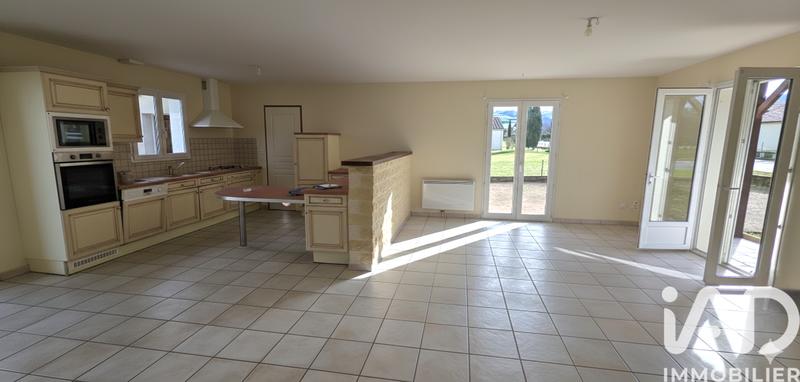 Maison - 104 m² - 5 pièces