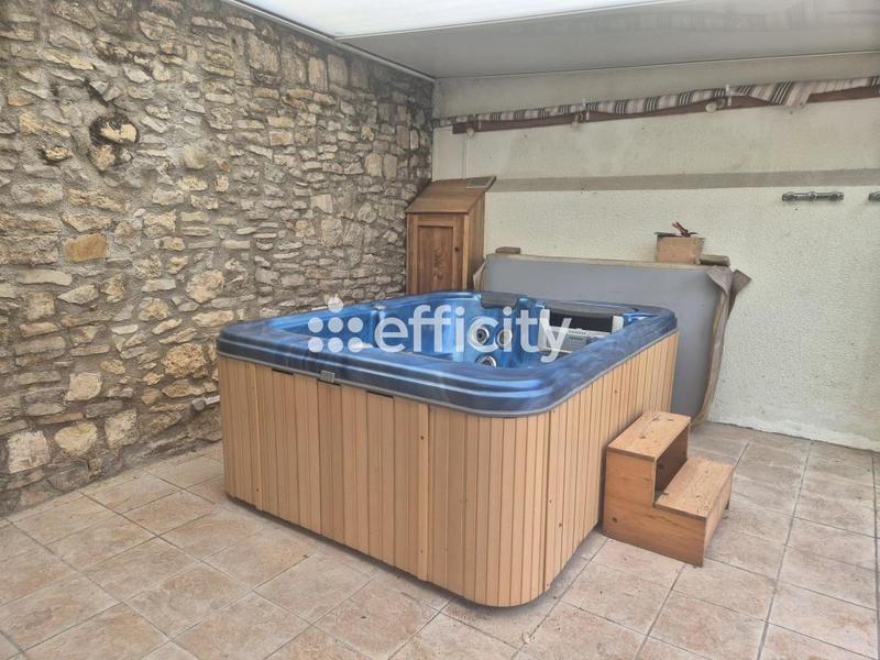 Maison - 184 m² - 7 pièces