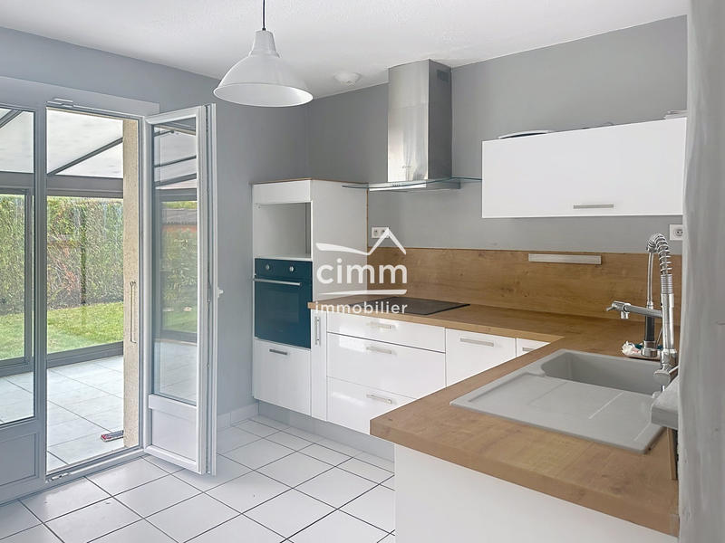 Maison - 101 m² - 6 pièces