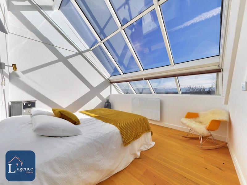 Appartement - 257 m² - 6 pièces