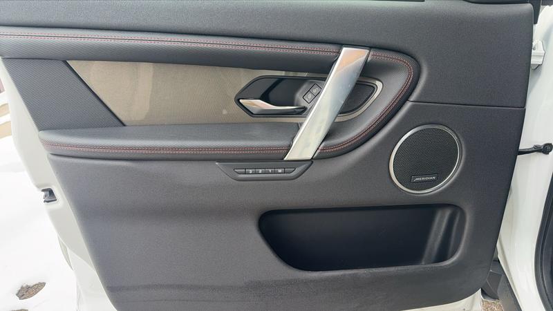 Land Rover Discovery Sport P300e 309 Phev 4x4 Bva8 R-Dynamic se - Automatique Entretien constructeur