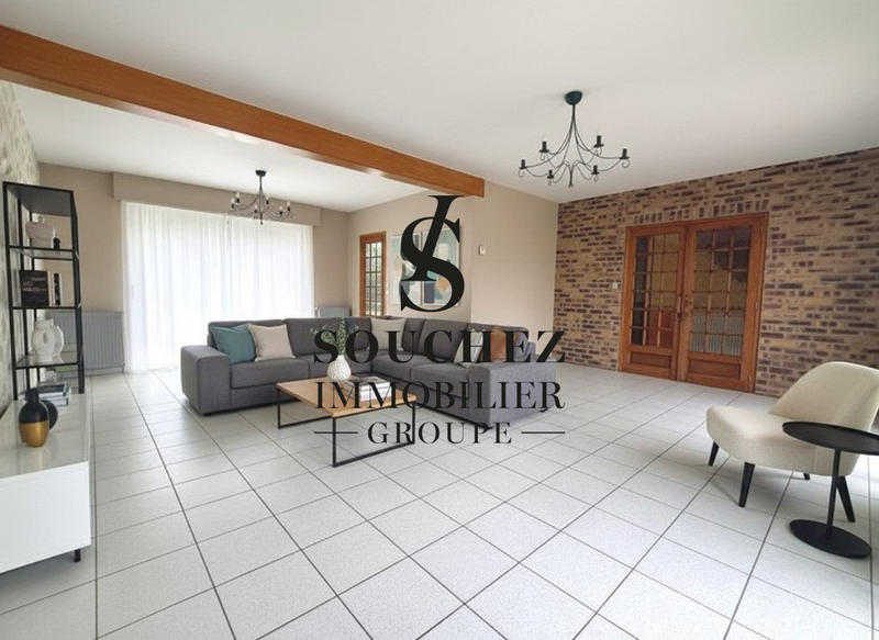 Maison - 143 m² - 8 pièces