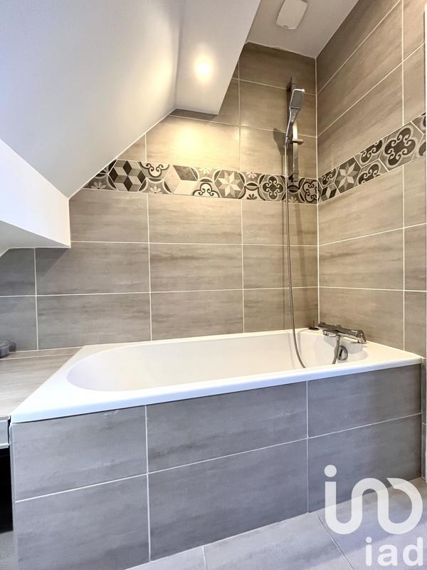 Maison - 135 m² - 5 pièces