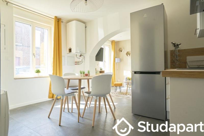 Chambre - 12 m² - 1 pièce