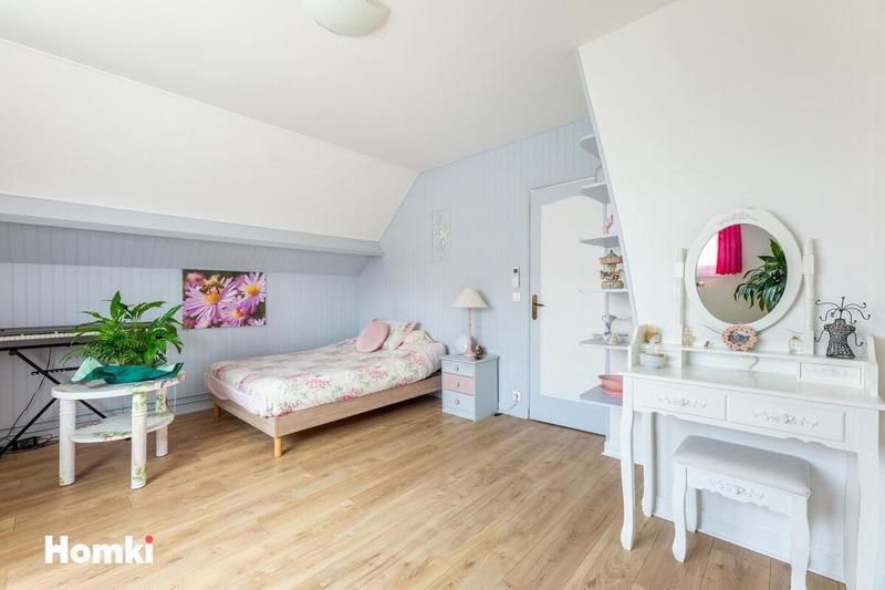 Maison - 120 m² - 5 pièces