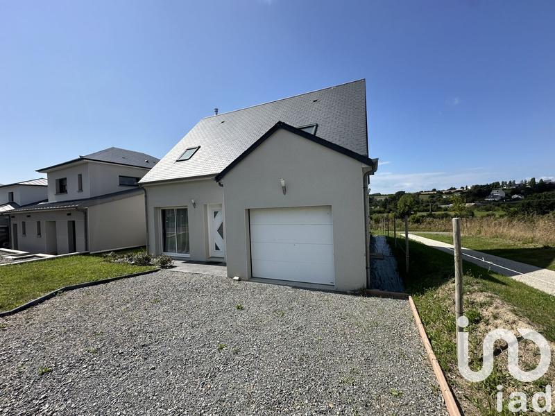 Maison - 97 m² - 5 pièces