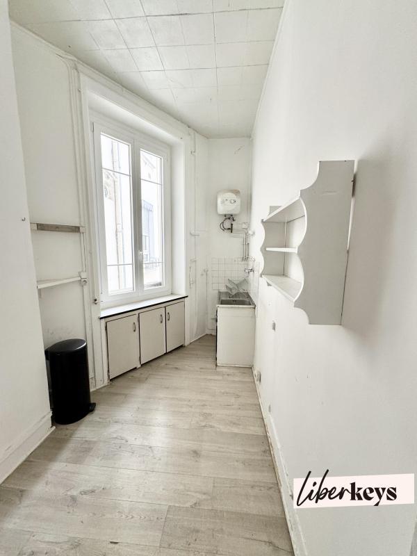 Appartement ancien - 80 m² - 4 pièces