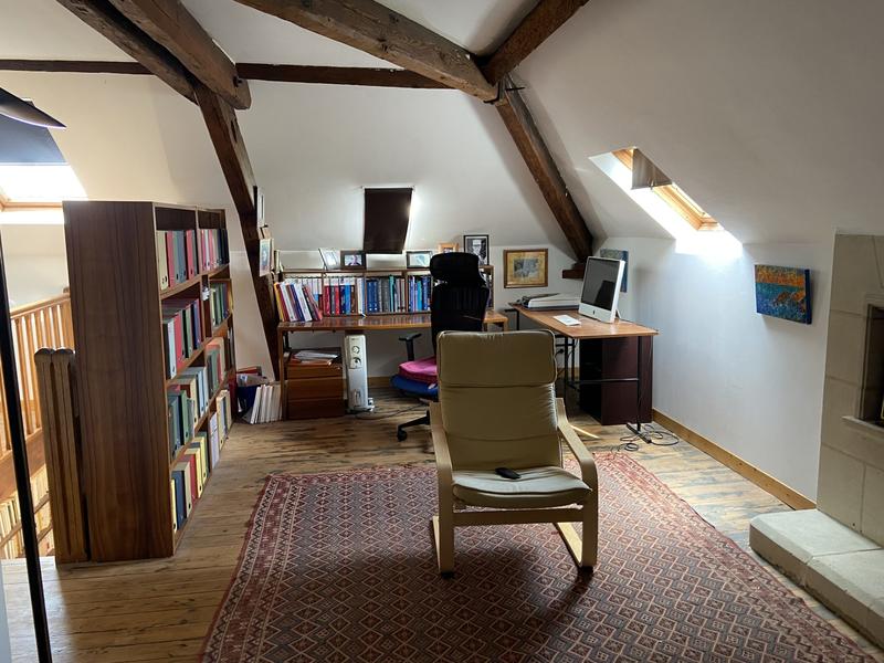 Maison - 250 m² - 10 pièces