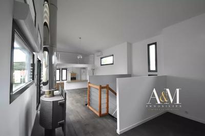 Maison - 171 m² - 7 pièces