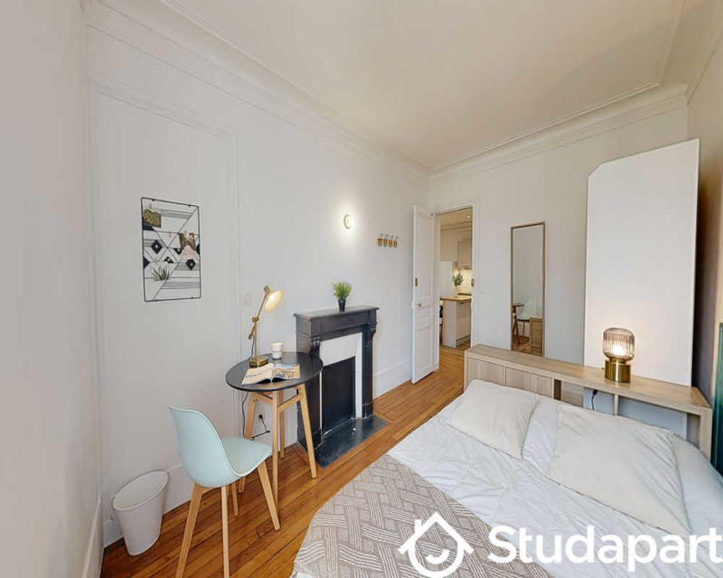 Chambre - 160 m² - 1 pièce