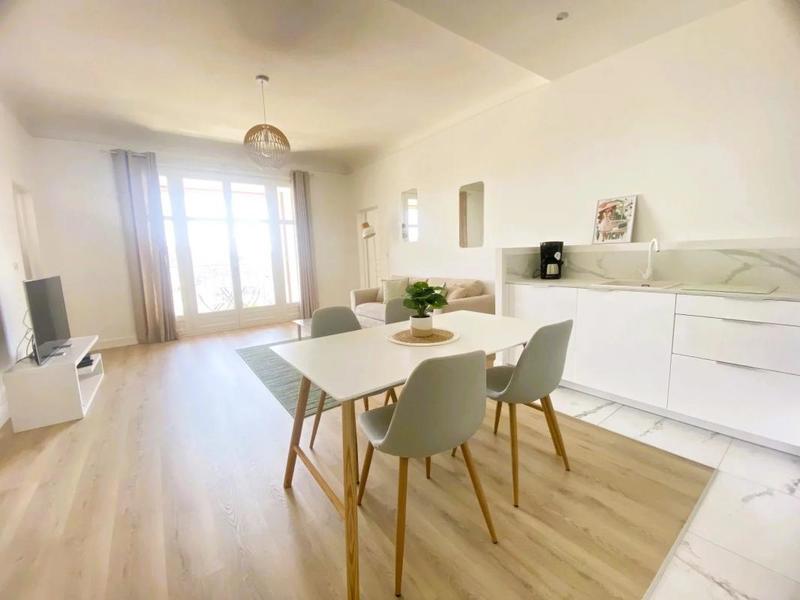 Appartement - 96 m² - 3 pièces