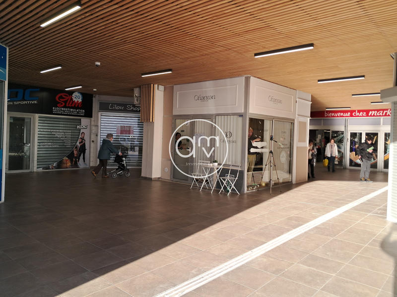 Local commercial - 85 m²