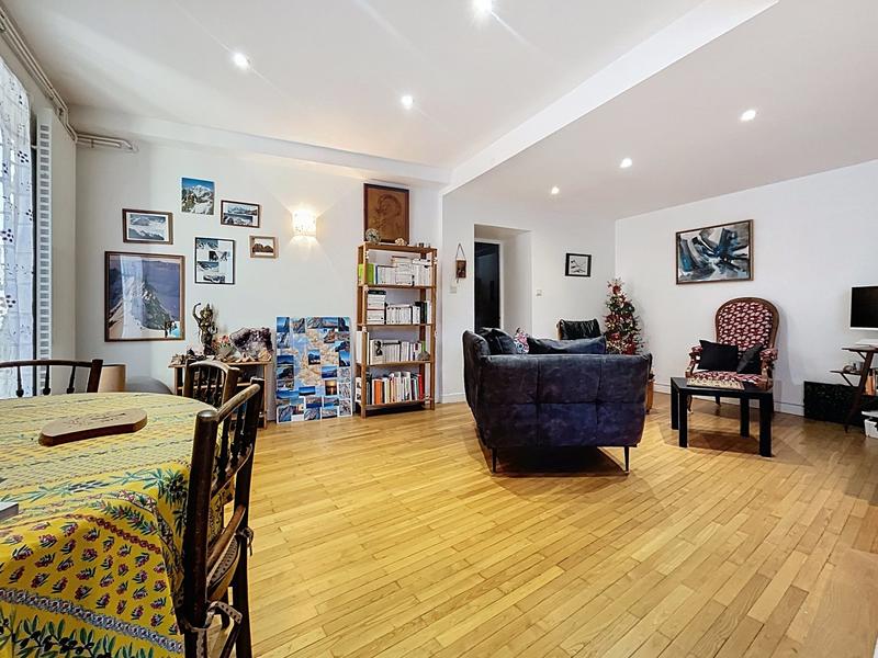 Appartement - 86 m² - 3 pièces