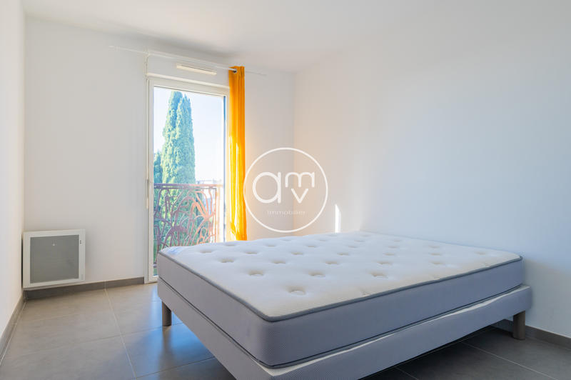 Appartement - 76 m² - 4 pièces