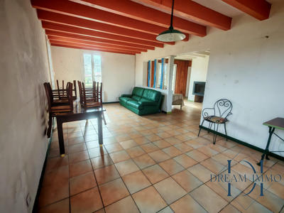 Maison - 160 m² - 5 pièces