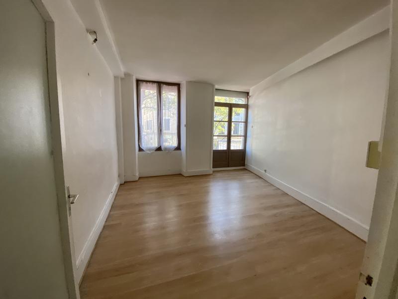 Appartement - 103 m² - 4 pièces