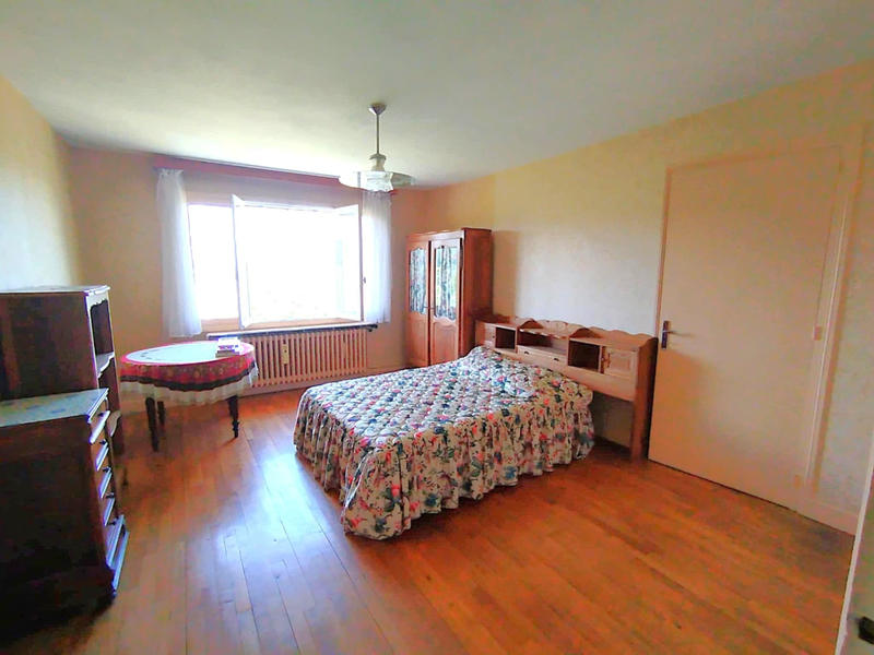 Maison - 163 m² - 7 pièces