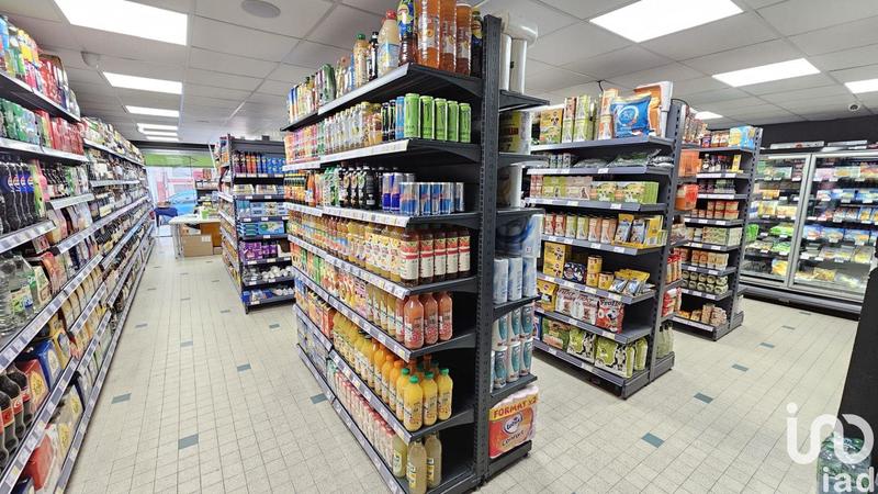 Local commercial - 150 m² - 4 pièces